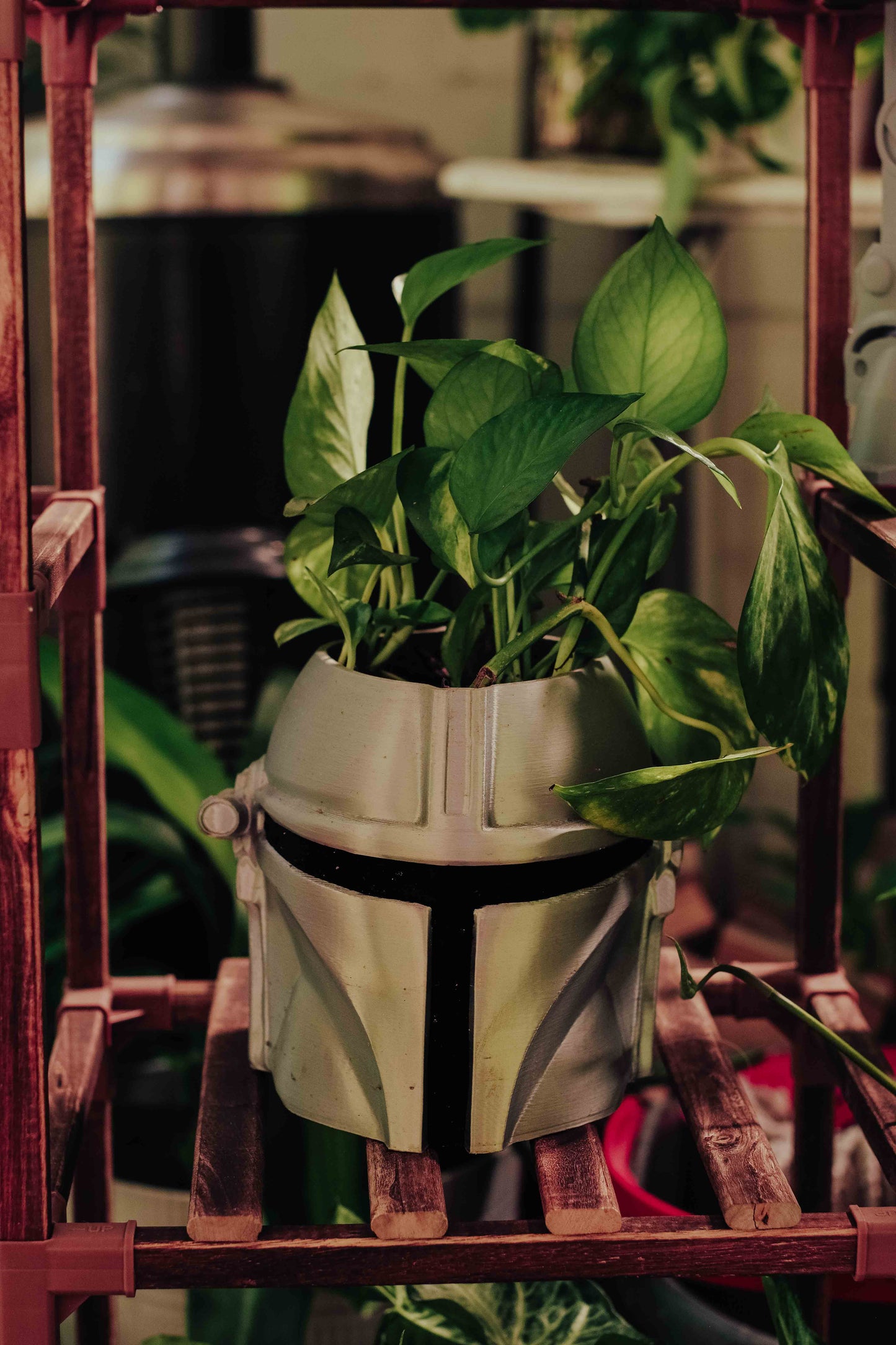 Star Wars Mandalorian Helmet Planter – Nerdy Decor for Gamers, Geeks & Plant Lovers
