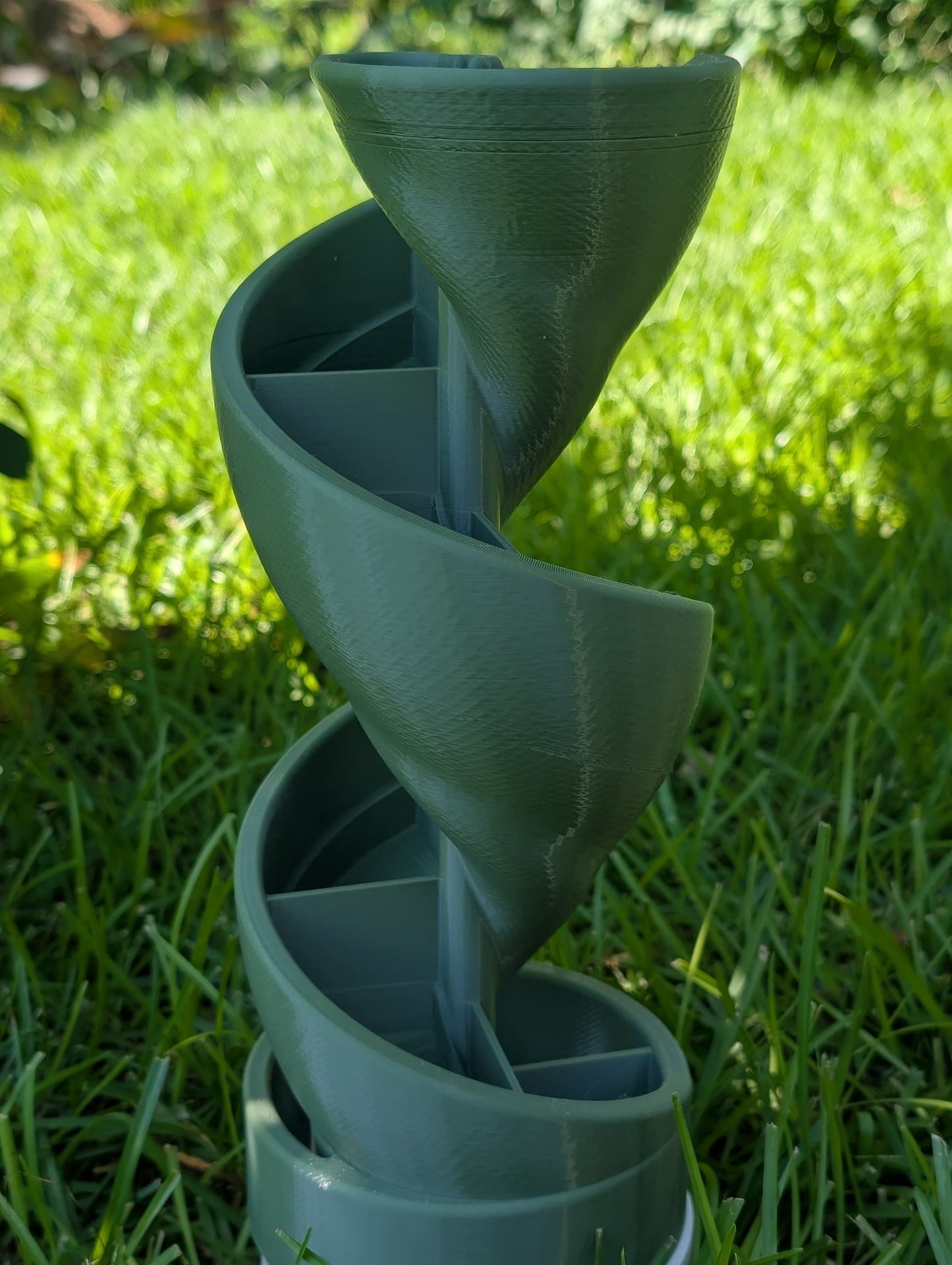 Spiral Propagation Planter – Modern 3D Printed Spiral Plant Stand