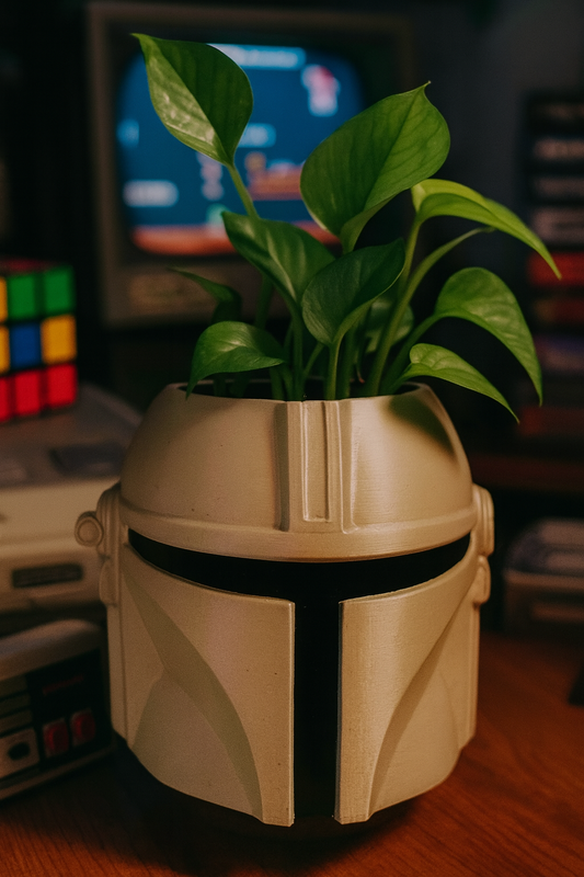 Star Wars Mandalorian Helmet Planter – Nerdy Decor for Gamers, Geeks & Plant Lovers